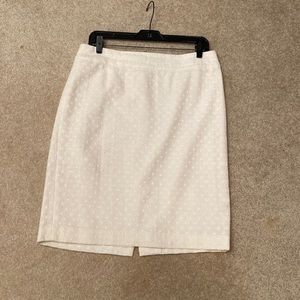 Spring or summer pencil type skirt